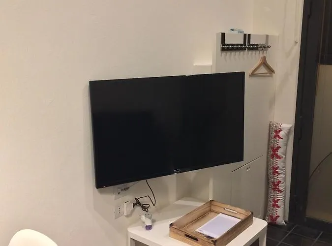 Via Braschi Sessantotto * 체세나