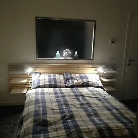 Διαμέρισμα Via Braschi Sessantotto Τσεζένα