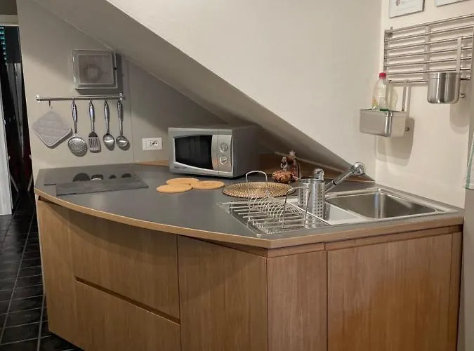 Via Braschi Sessantotto *